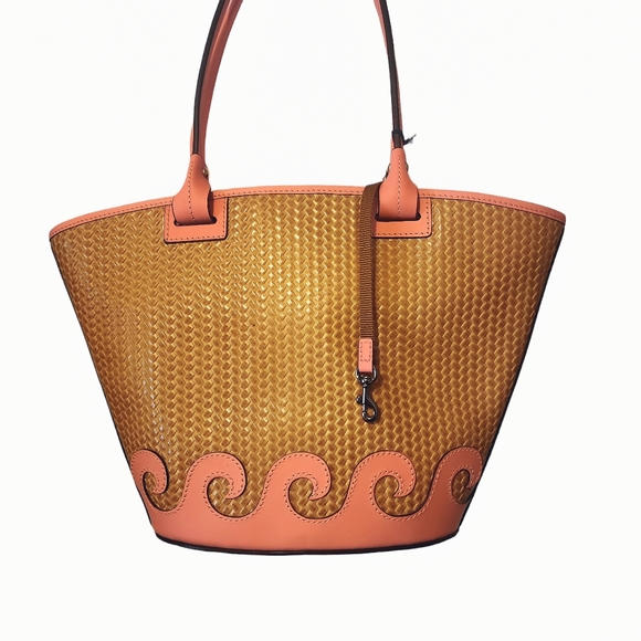 Dooney & Bourke  Purse - Picture 2 of 9